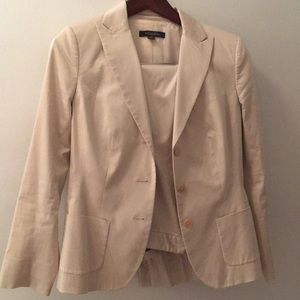 Size 4 khaki Brooks Brothers suit